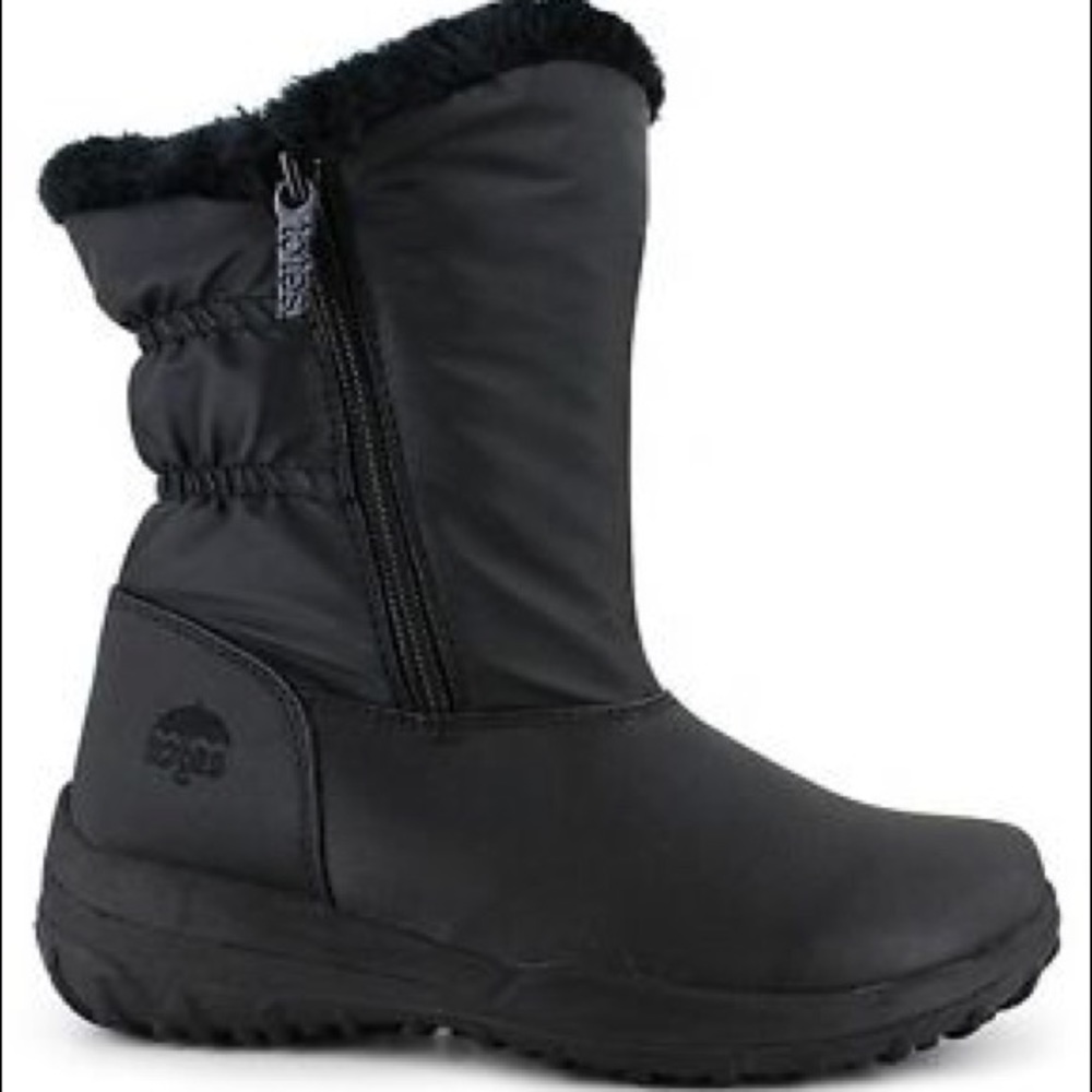 Zip up snow boots, Never worn before